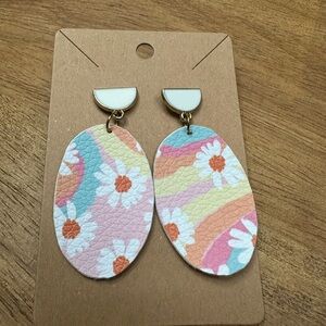5/$10‎ Floral Oval Earrings with Pastel Colors
